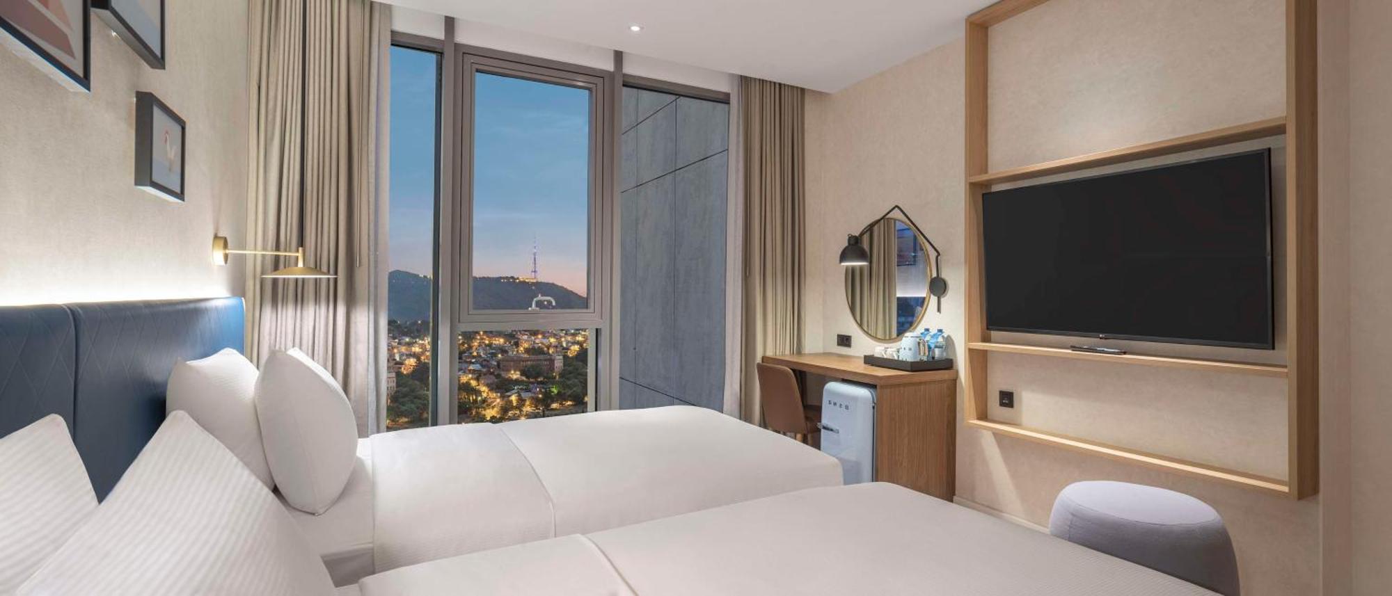 Hilton Garden Inn Tbilisi Riverview Kültér fotó